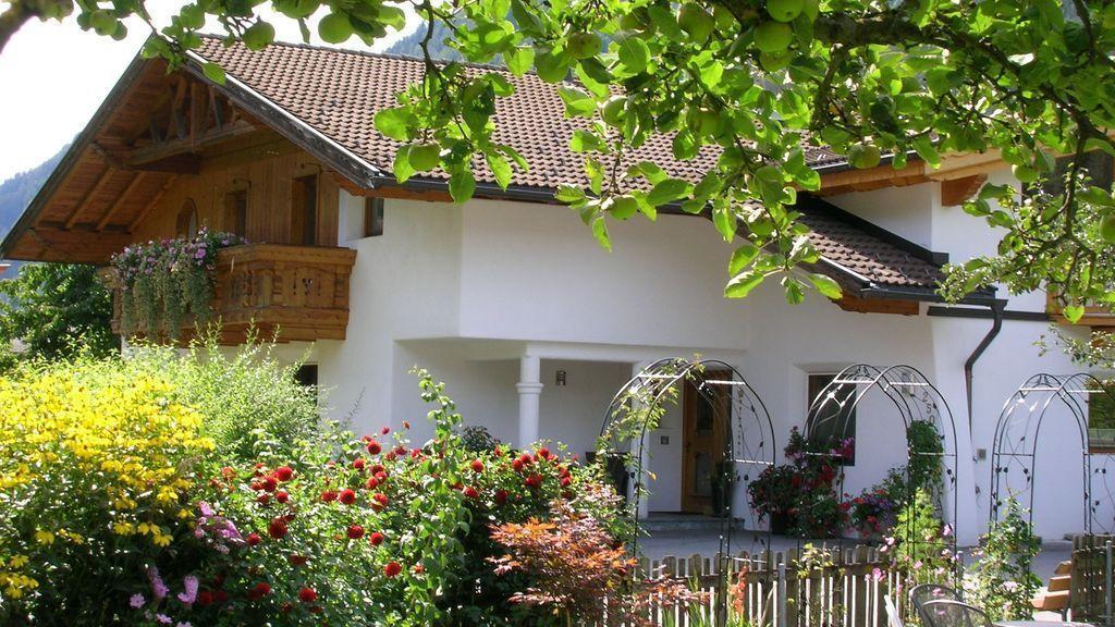 Apart Daniel Ried im Oberinntal Oda fotoğraf